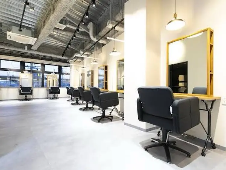 ADORE by happinessの内観・外観2