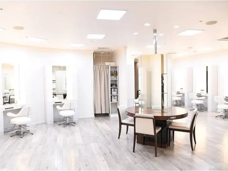 ヘアーサロンソシエの内観・外観2