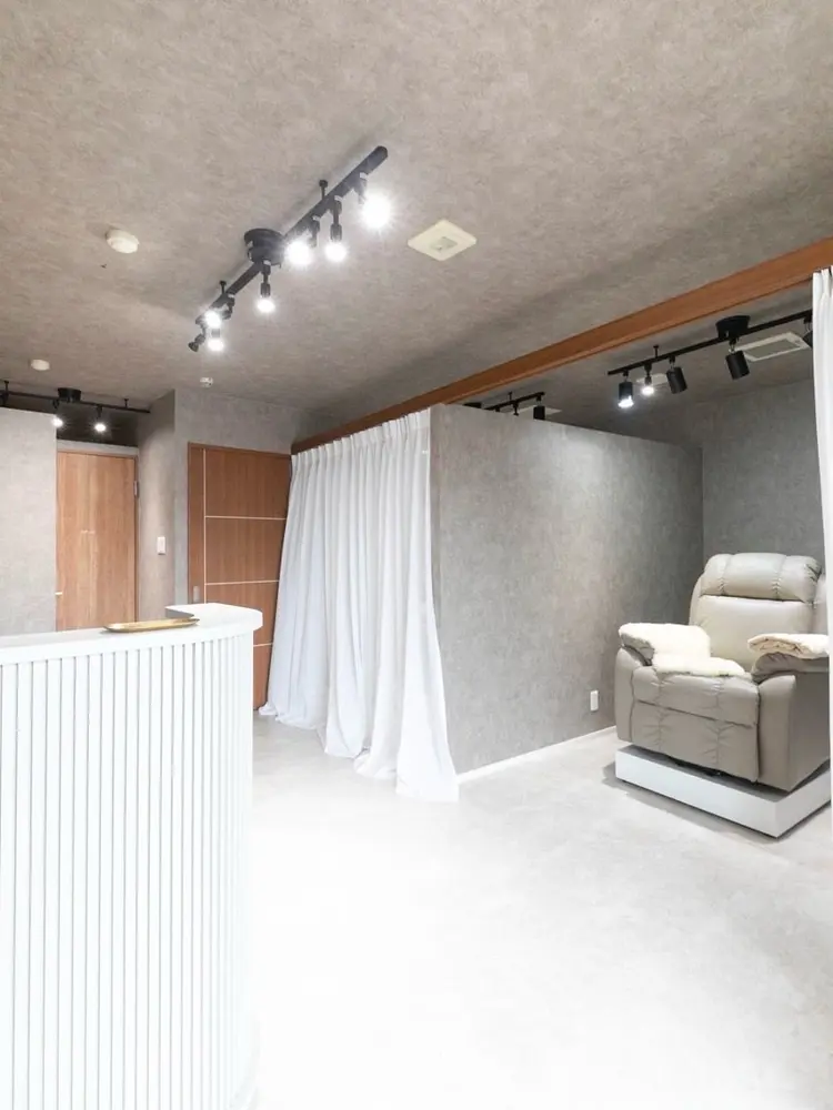 IROの内観・外観1