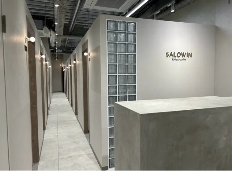SALOWIN 栄3丁目店の内観・外観1