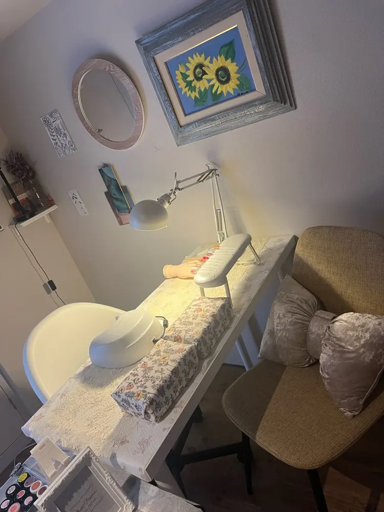 ILLO-artnailの内観・外観1