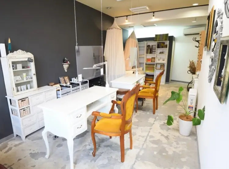beauty studio Lealeaの内観・外観1