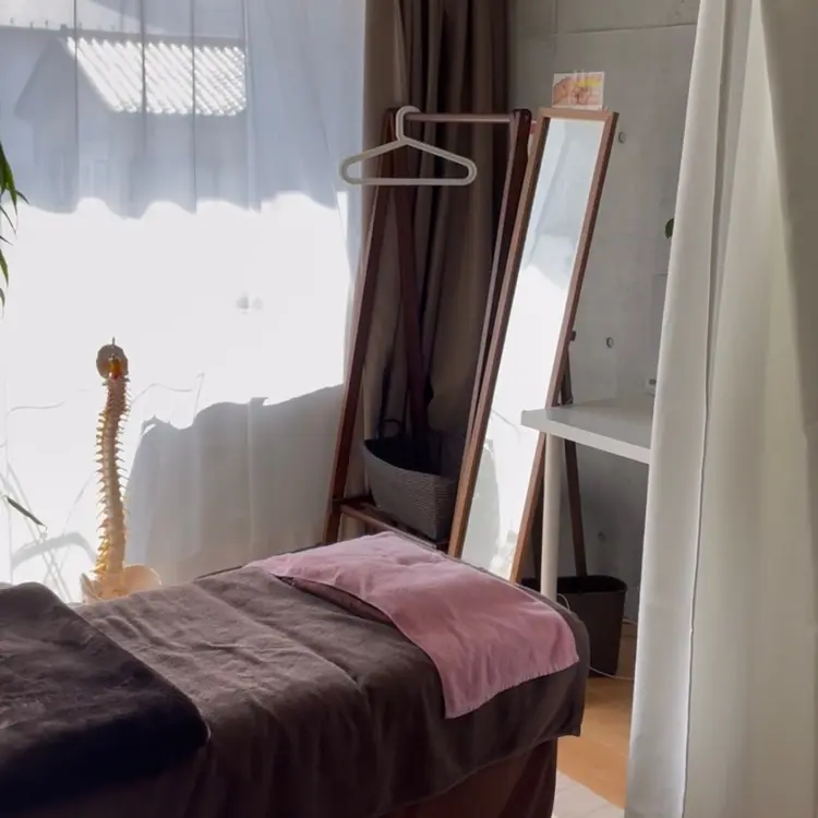 ES esthetiquesalonの内観・外観1