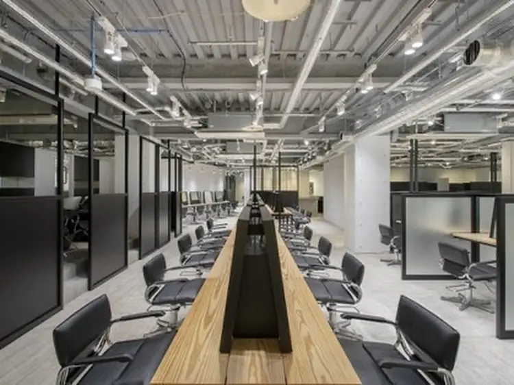 ALBUM池袋店の内観・外観3