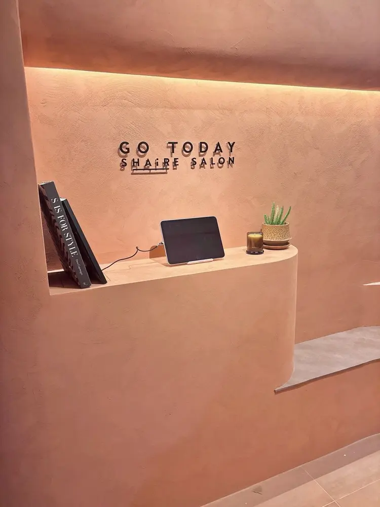 GO TODAY SHAiRE SALON 横浜Cotta店の内観・外観1