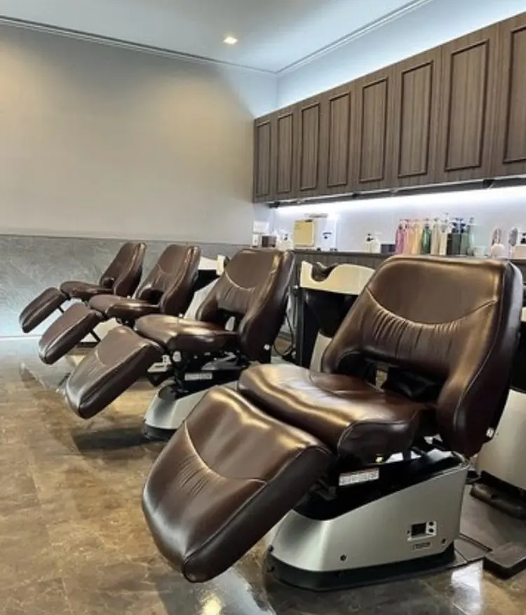 モザミヘアメイクの内観・外観2