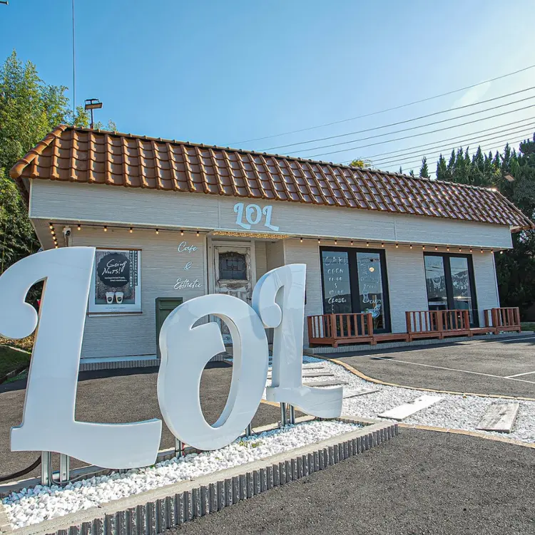 aoi__hbl_の内観・外観1