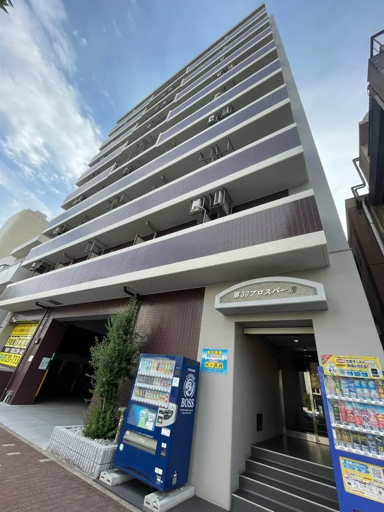 CHERIEの内観・外観1