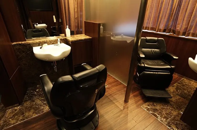 ヒロ銀座ヘアーサロン五反田店の内観・外観2