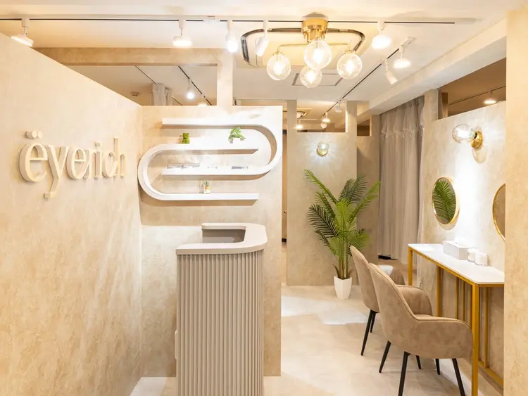 eyerich 新宿Rama店の内観・外観1