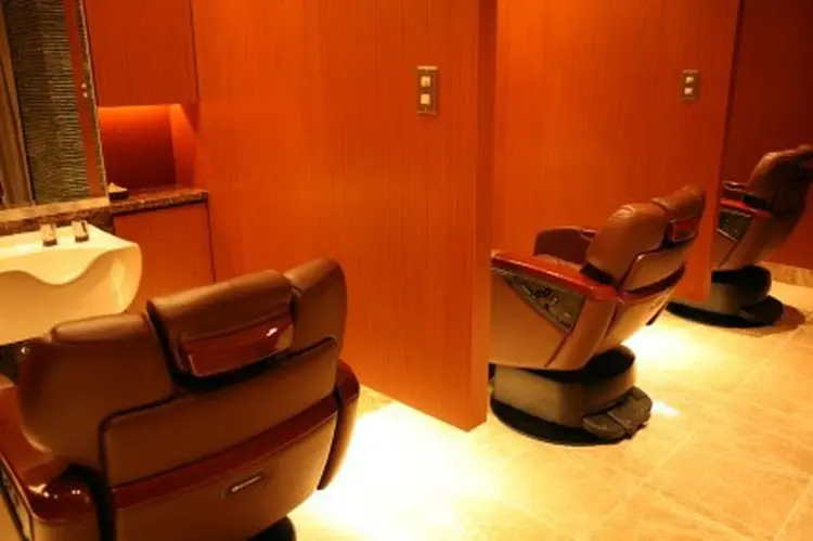 ヘアモードキクチ銀座店の内観・外観3