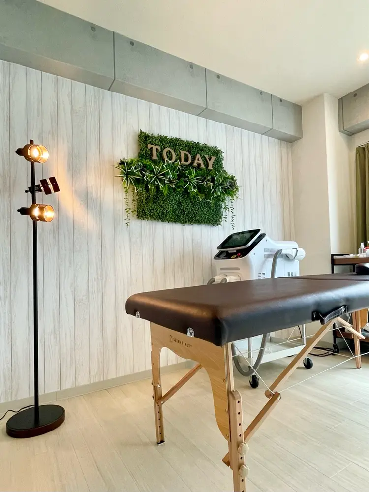 【メンズ脱毛専門店】TODAYの内観・外観1