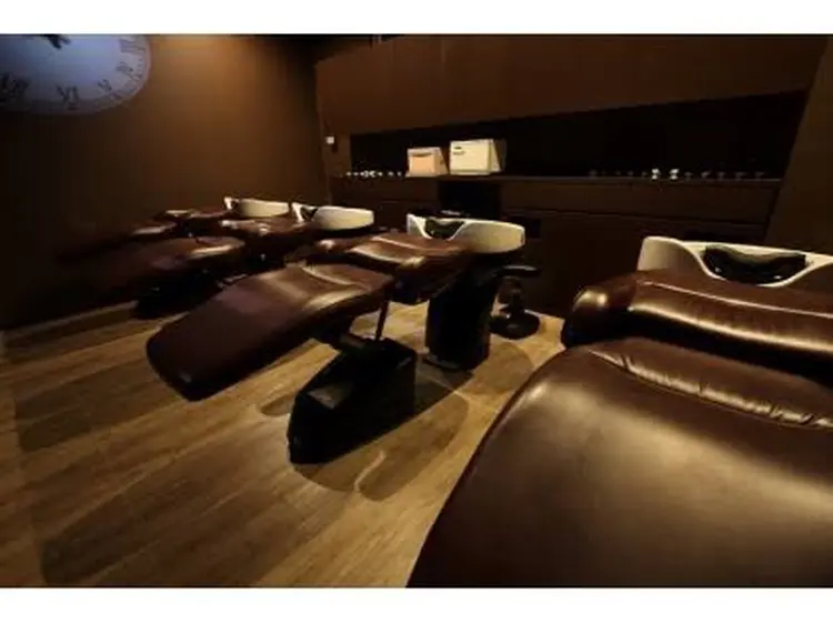 Calivio HAIRの内観・外観2