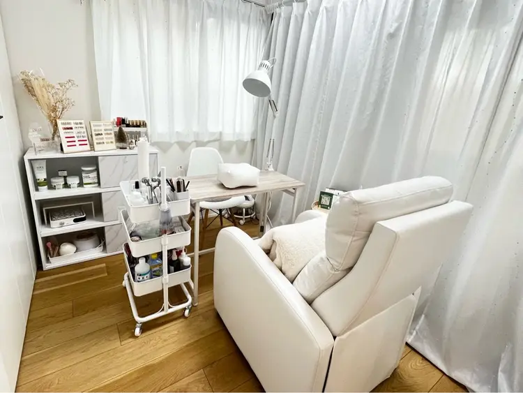 gypsofia ネイル&WAXの内観・外観1