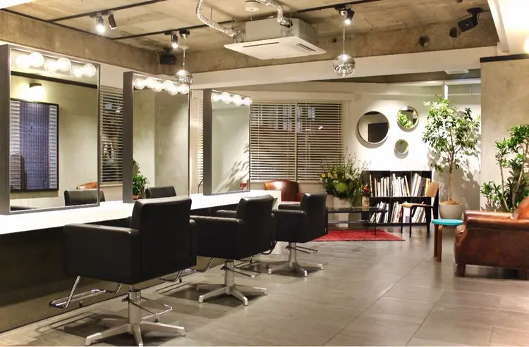 L&Coの内観・外観1