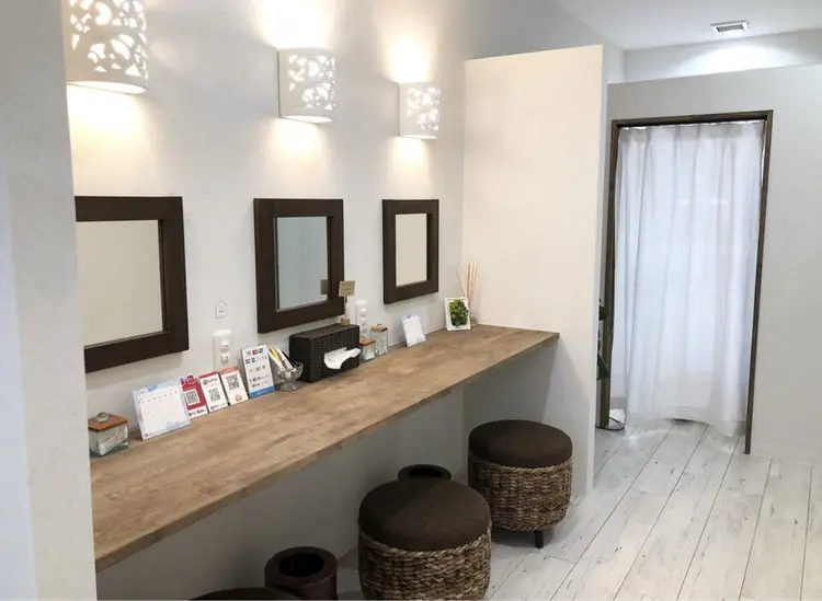 eyelash Molekの内観・外観2