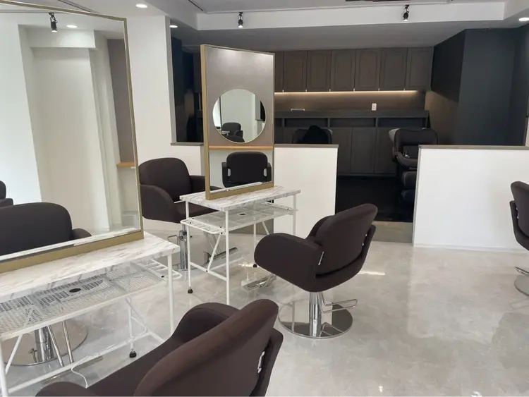 I Sの内観・外観1