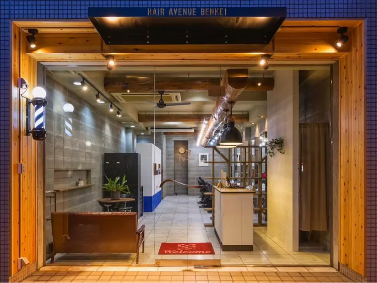 HAIR AVENUE benkei 出戸店の内観・外観1