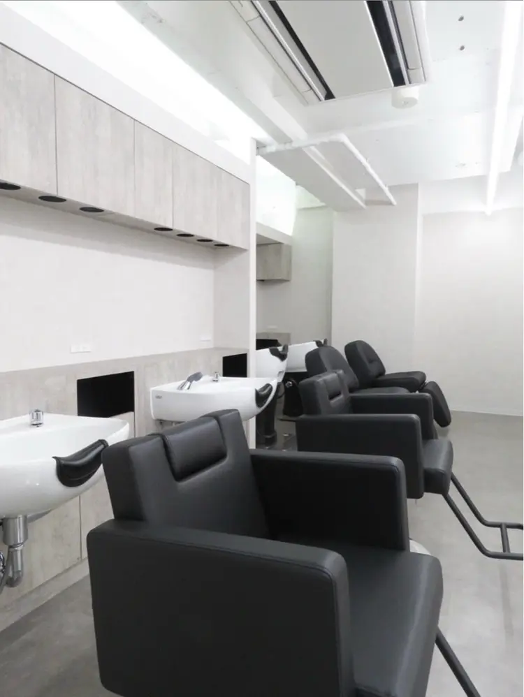 メンズサロン PORT 浦和の内観・外観3