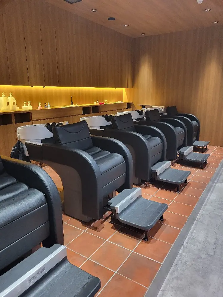 is by fifthの内観・外観1