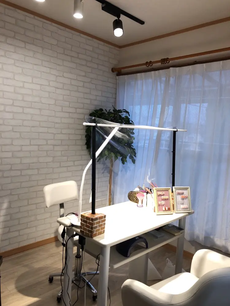 Lavish nailの内観・外観1