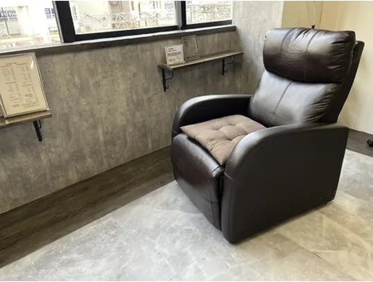 サロンドグレースの内観・外観1