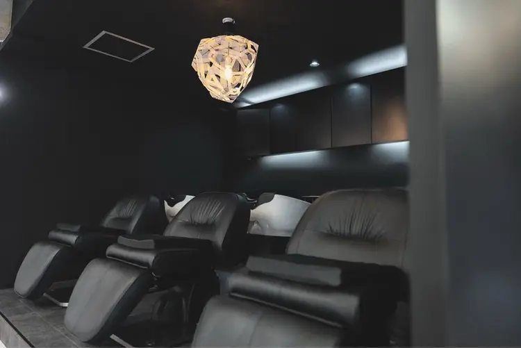 PELEの内観・外観3