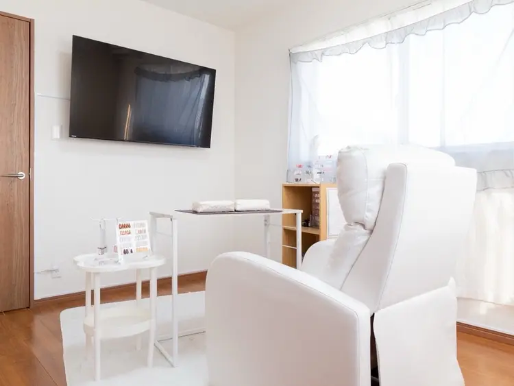 Ange nailの内観・外観2