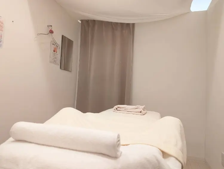 POLA THE BEAUTY 四条烏丸店の内観・外観2