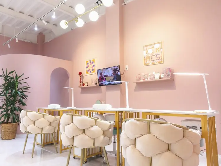 DOLL HOUSE 長良バムズ店の内観・外観1