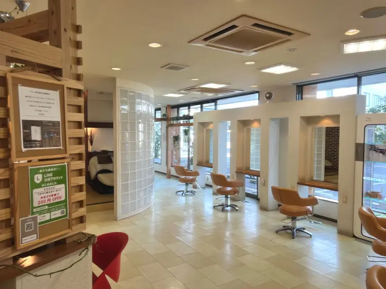 VOSSOの内観・外観2