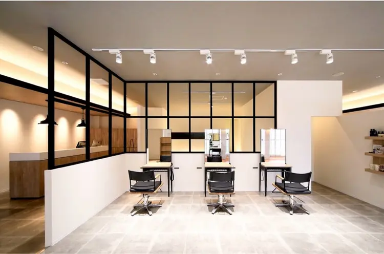 BRICK HAIR & SPA 松山の内観・外観2