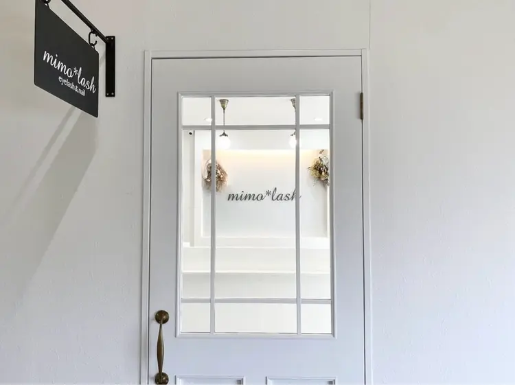 mimo*lash阪本店の内観・外観1
