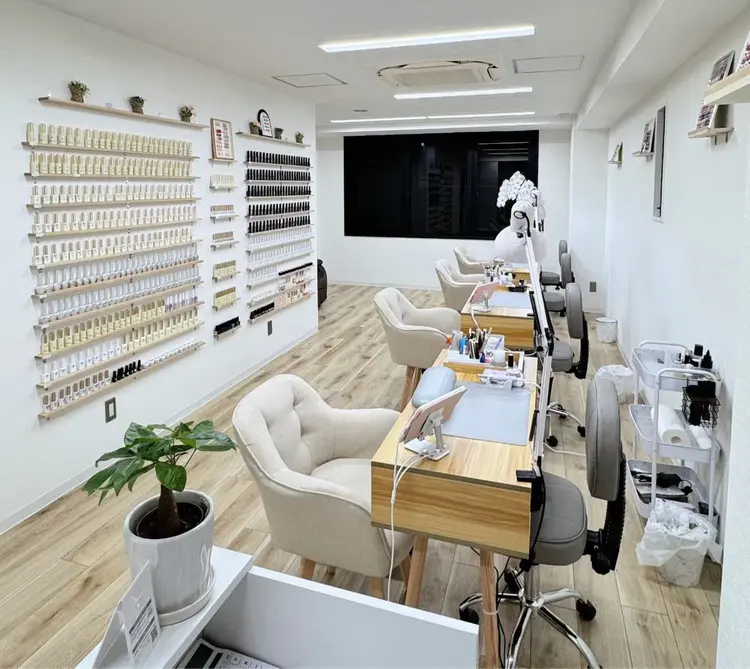 MY  Nailの内観・外観2