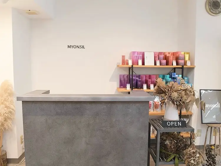 myonsil【ミョンシル】の内観・外観1