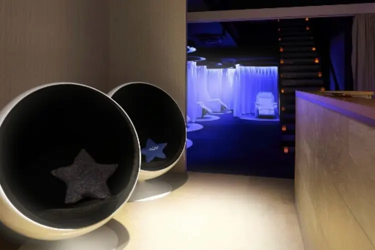 meleep心斎橋店の内観・外観1