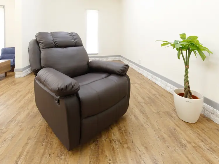 ATTIRANCEの内観・外観1