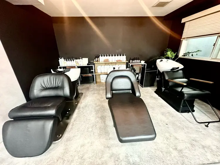 Eir江坂　カット/ボブ/ショート/髪質改善カラー/トリートメントの内観・外観3