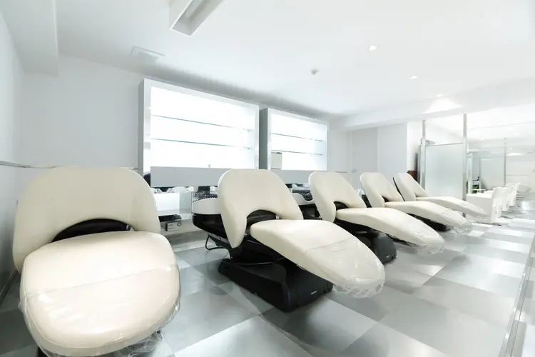 ZENKO表参道店の内観・外観2