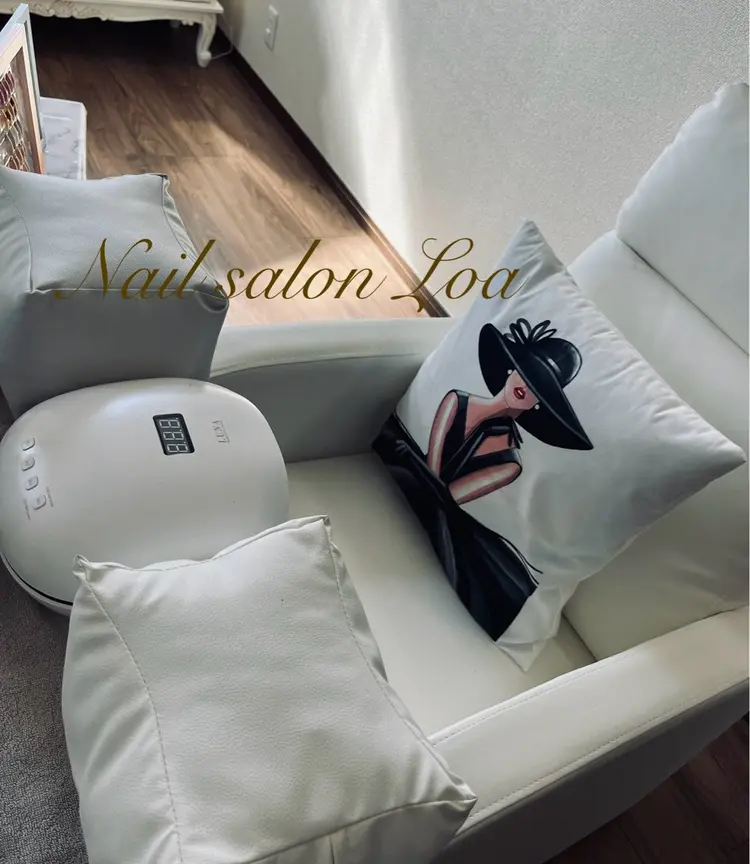 Nail salon Loaの内観・外観1