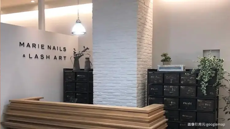 マリーネイルズ港北店の内観・外観2