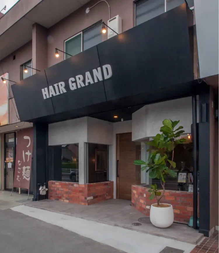 GRANDの内観・外観1