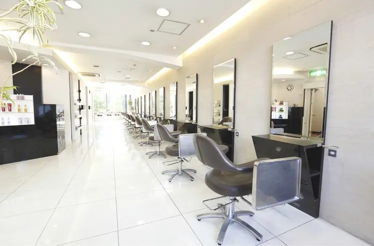 prize 池袋西口店の内観・外観1