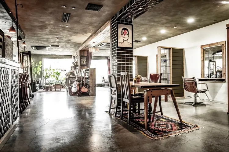 hair Glunge Plus (ヘアーグランジプラス)の内観・外観3