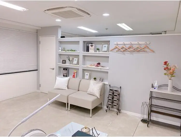 Nailsalon ecrinの内観・外観1