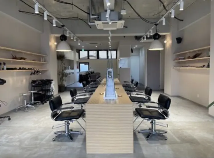 nir.の内観・外観1