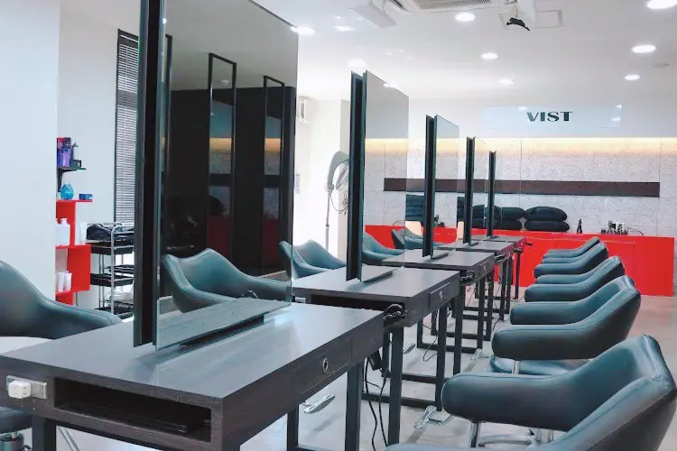 VISTbyREVOの内観・外観1