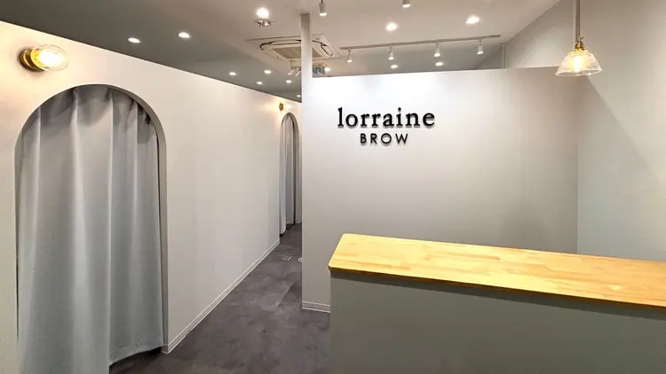 ロレインブロウ桑名店の内観・外観1