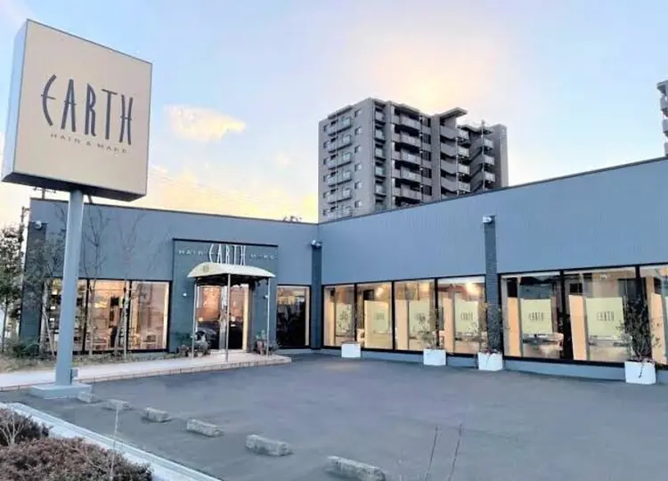 HAIR&MEKE EARTH 名取店の内観・外観1