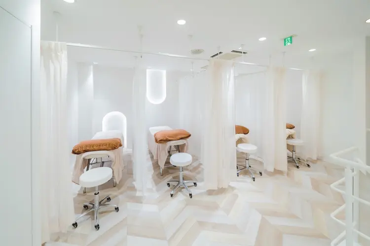 アイサロンラソ千舟店の内観・外観3